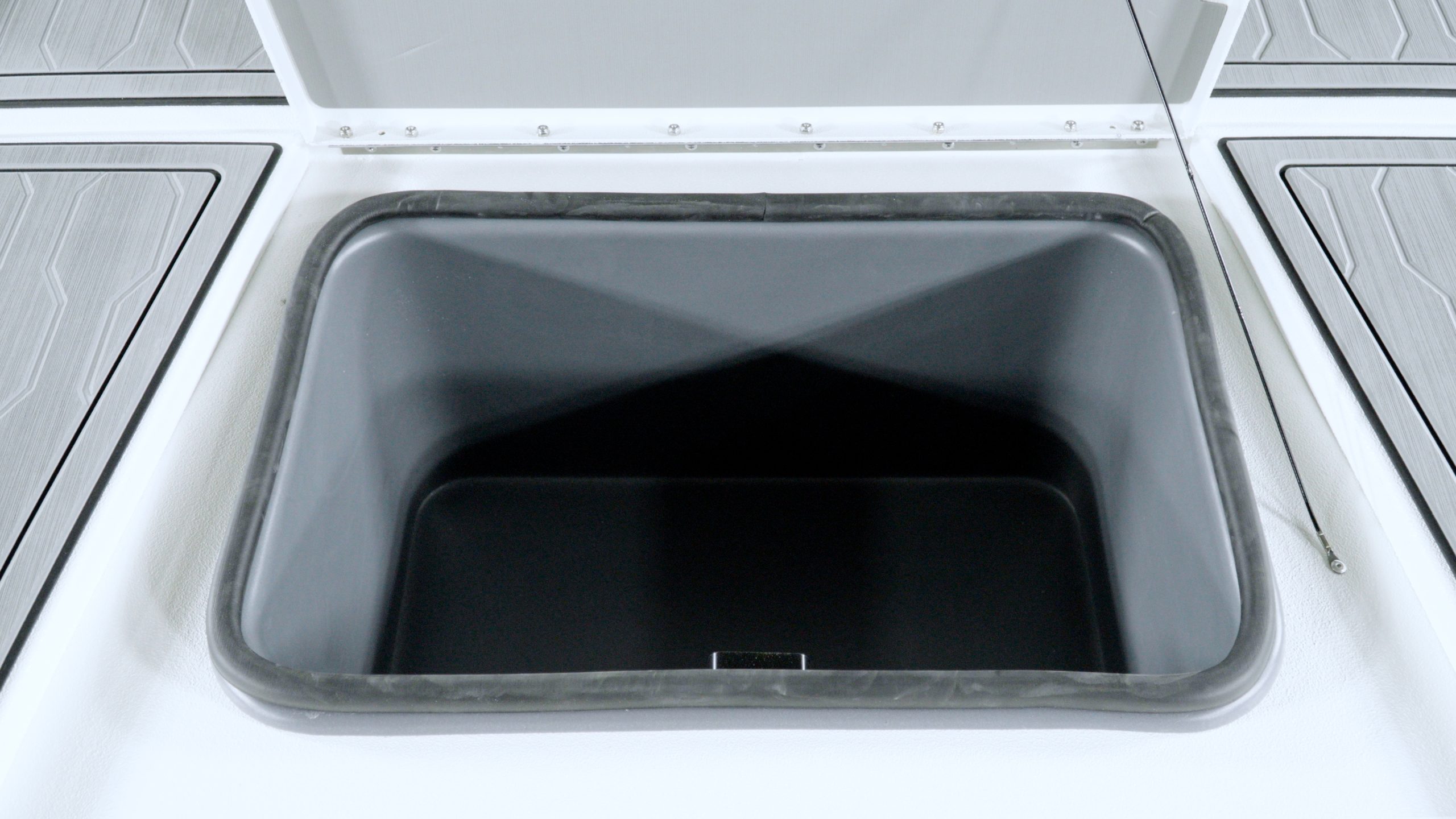 Fx30.2106.00 00 12 22.Still124