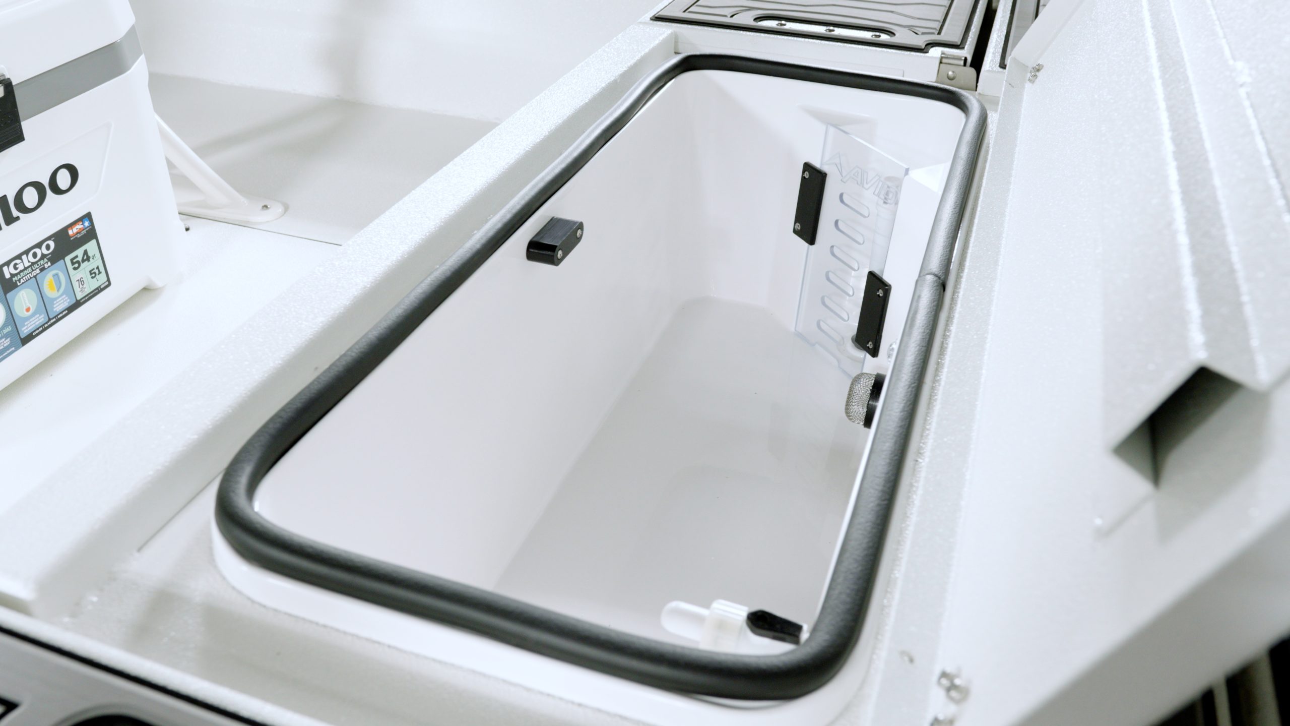 Fx30.2106.00 00 13 15.Still130