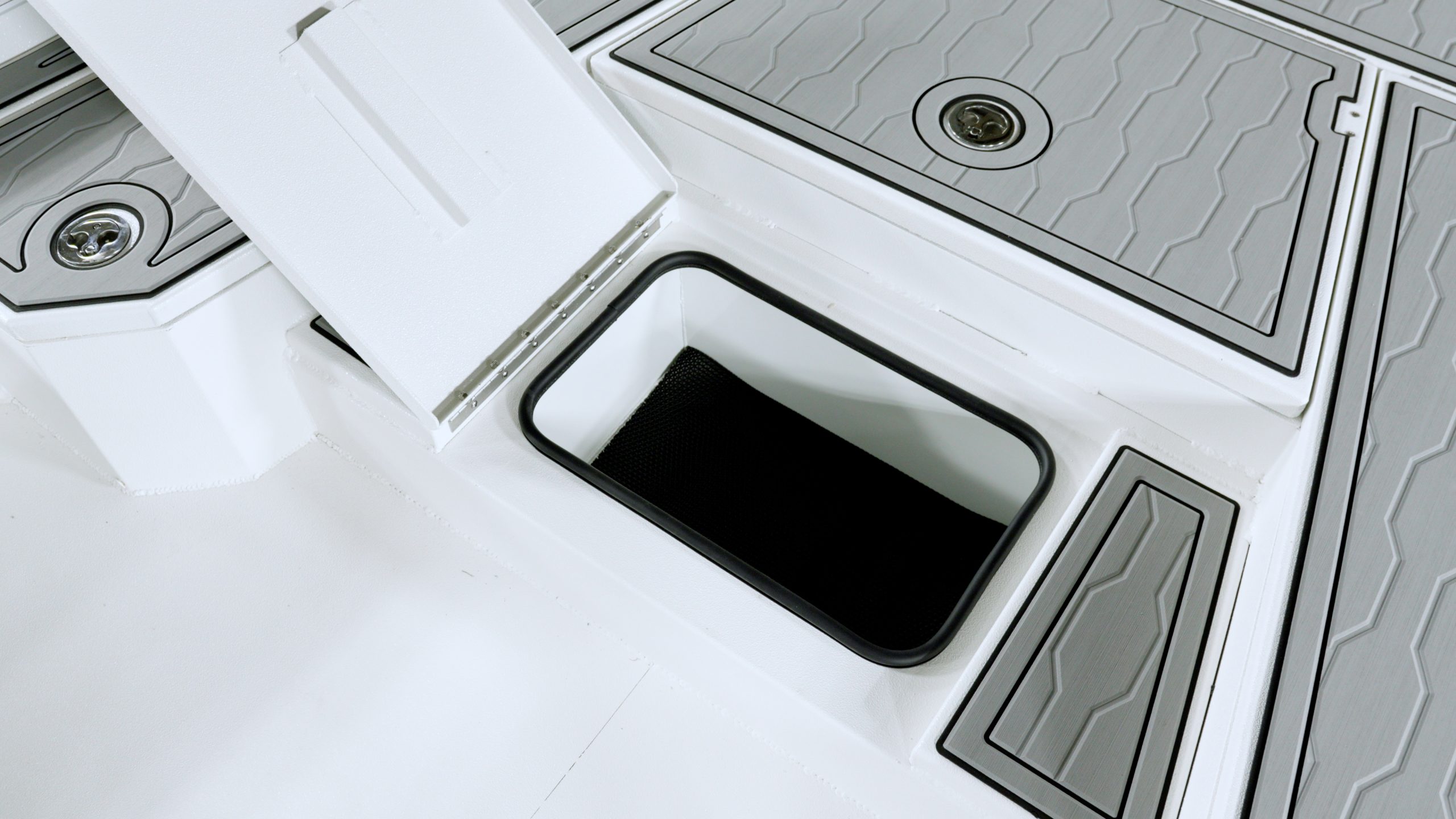 Fx30.2106.00 00 13 23.Still132